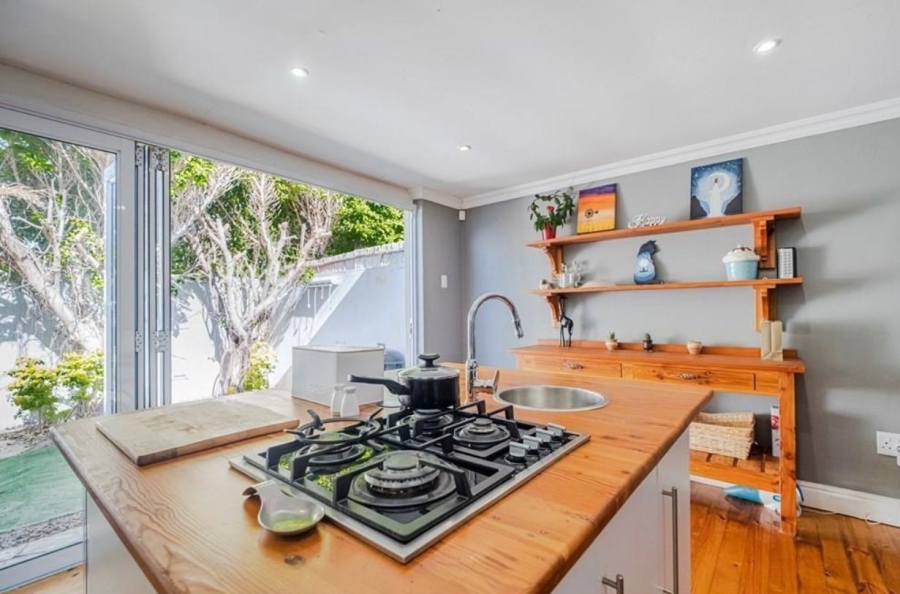 To Let 2 Bedroom Property for Rent in Richmond Hill Eastern Cape